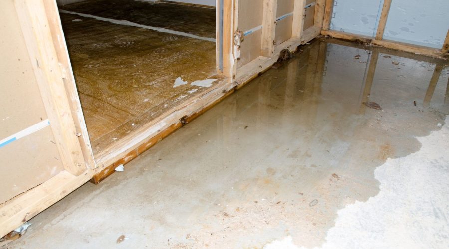 Emergency Water Damage Response & Water Mitigation 2